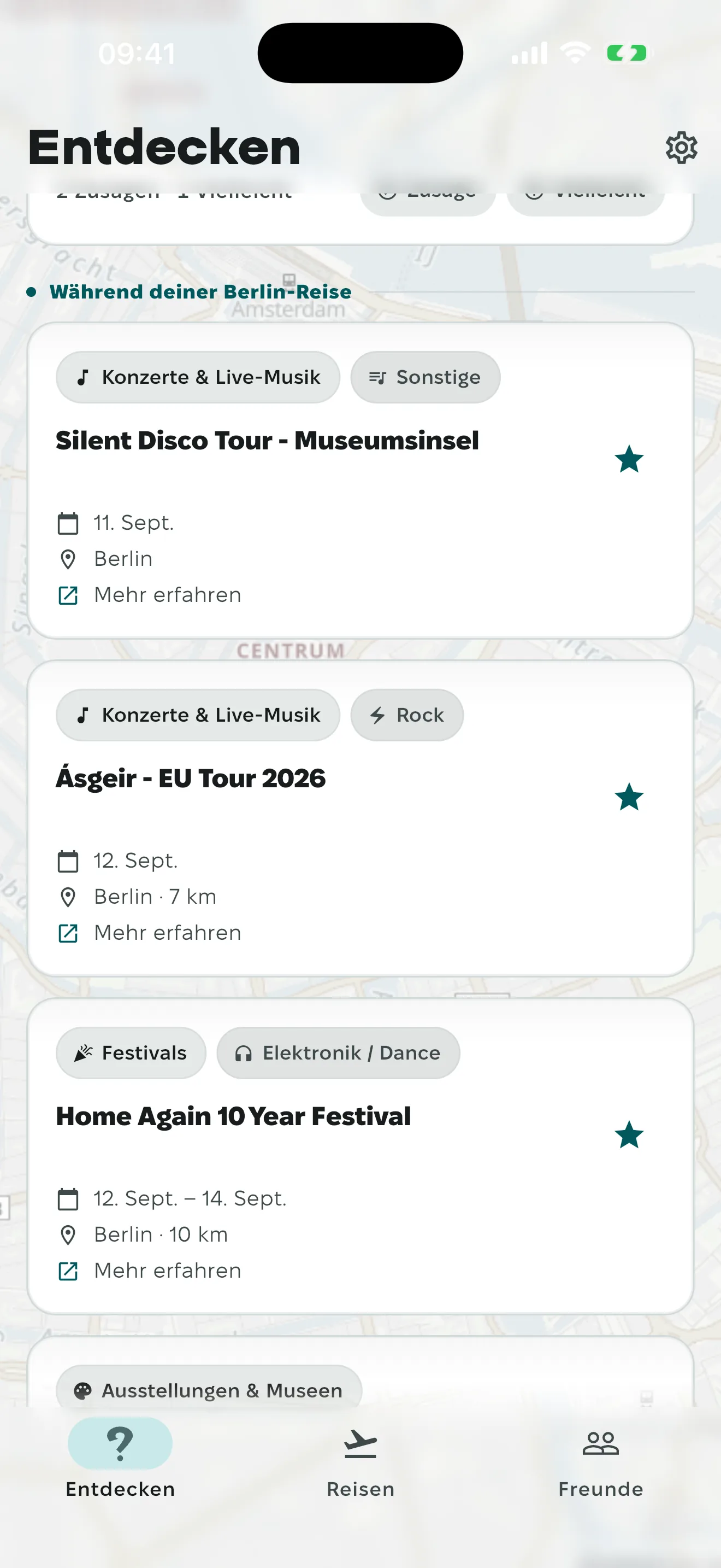 Kacheln im Tab Events für das, was in der Nähe der Reise läuft, oben der Filter-Button.